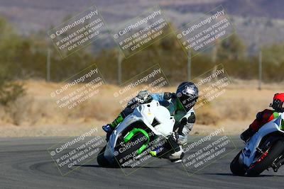 media/Jan-09-2022-SoCal Trackdays (Sun) [[2b1fec8404]]/Turn 6 (1035am)/